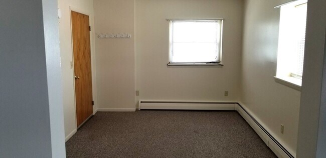 Photo - 26 W Main St