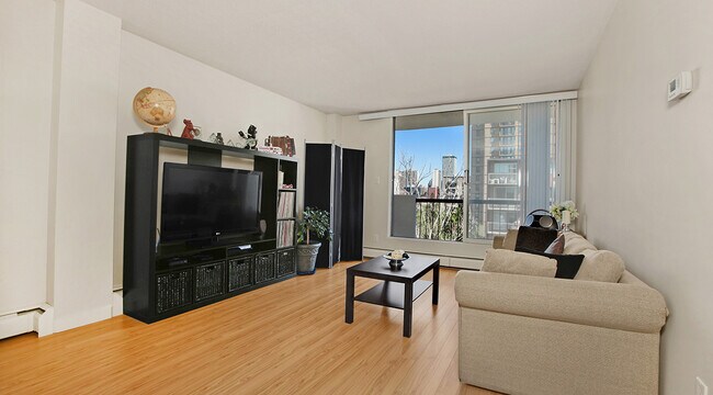 Photo - Queenswood House Unit 00202