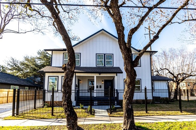 Photo - 102 Marsden St Unidad 4