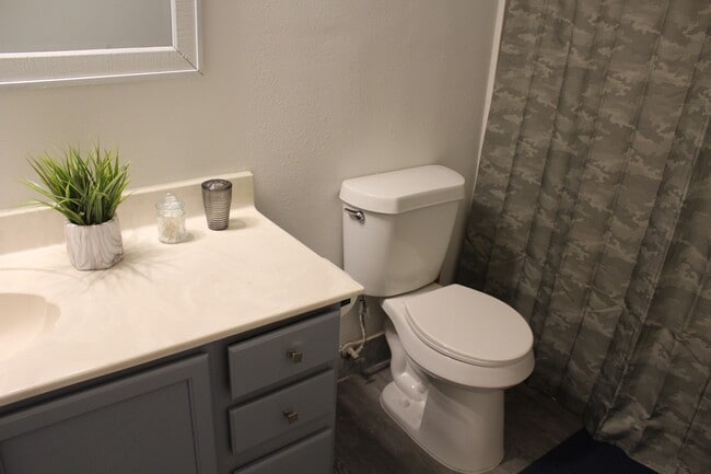 Photo - 311 Lebanon St