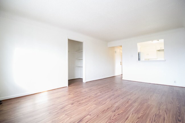 Photo - 3930 Upton Ave Unidad 1