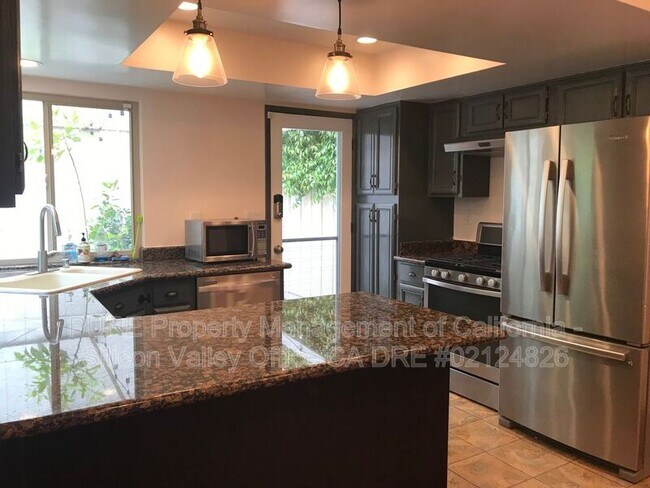 Photo - 1538 Huddersfield Ct