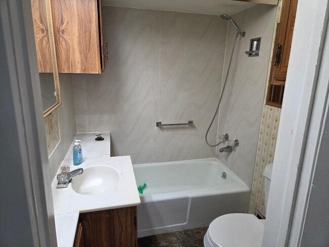 Photo - 2209 Cooper Ave