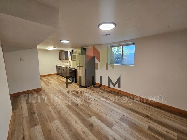 Photo - 1909 S 14th St W