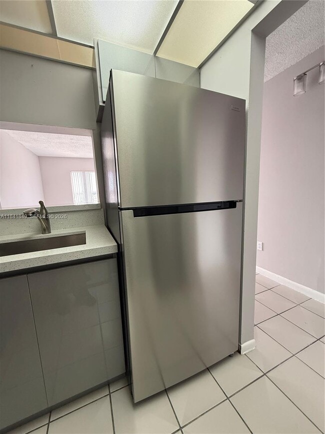 Photo - 6820 W Flagler St Unidad 407