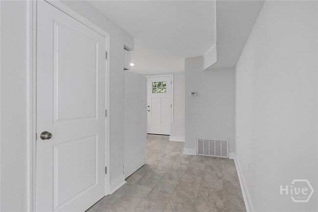 Photo - 430 Lawton Ave