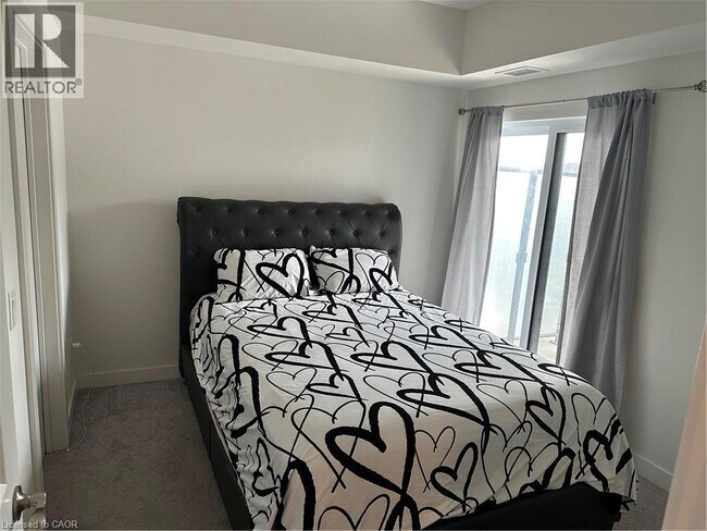 Photo - 110 Fergus Ave Unité 306