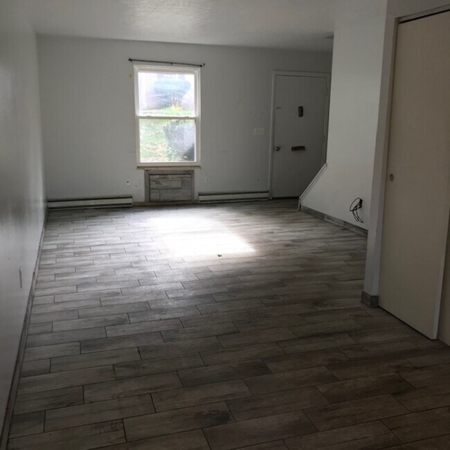 Photo - 705 Bunker Hill Rd Unit 5