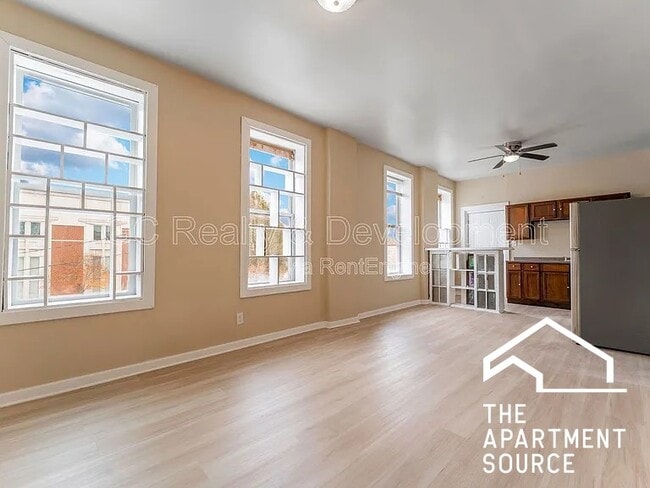 Photo - 3328 W Chicago Ave Unit 2R