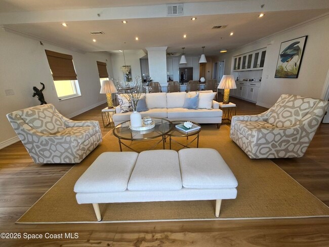 Photo - 102 Riverside Dr Unit 806