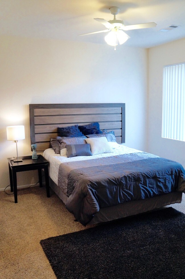 Stone Canyon Apartments Parker, CO