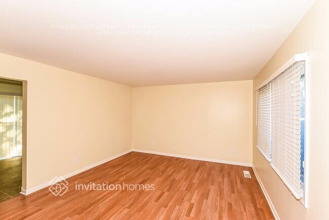 Photo - 937 Dartmouth Ave