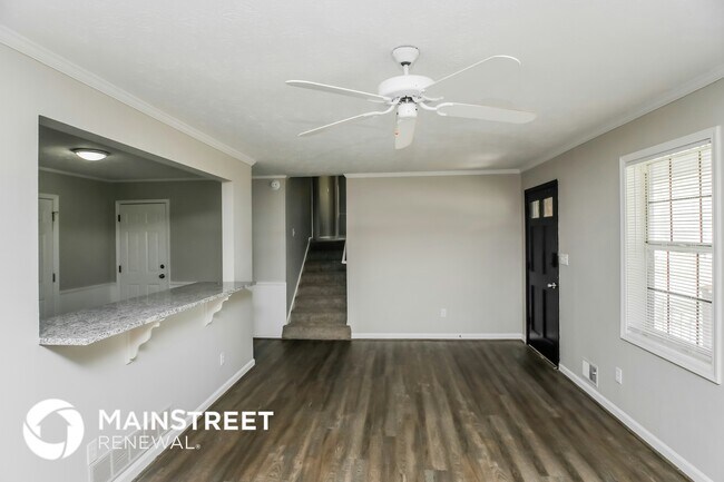 Photo - 185 Heritage Way