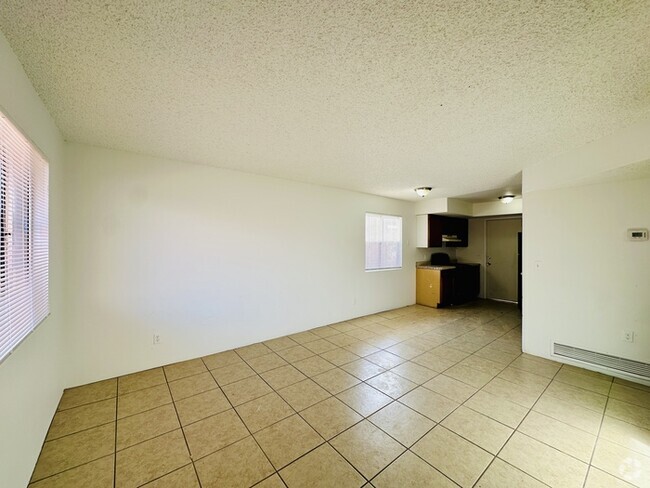 Building Photo - $450 OFF Move In Special! 2 Bedroom with W... Rental