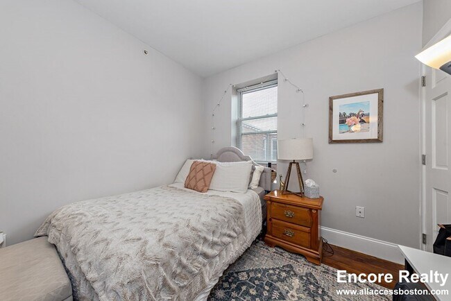 Photo - 16 Sewall St Unidad 2