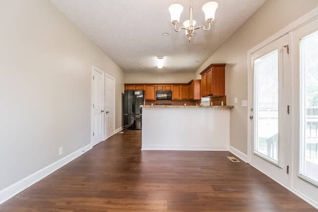 Photo - 1733 Kinsale Ave