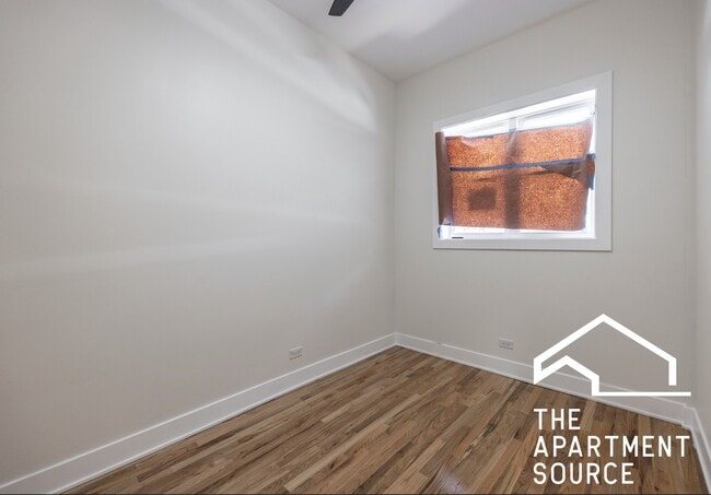 Photo - 1742 N California Ave