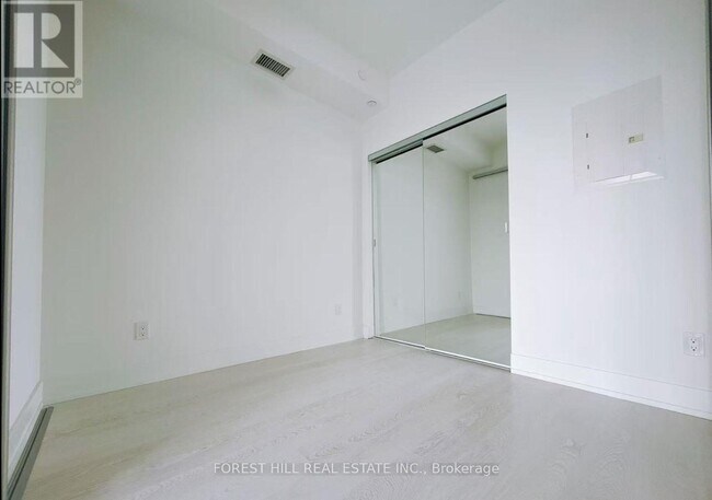 Photo - 308 Jarvis St Unit 914