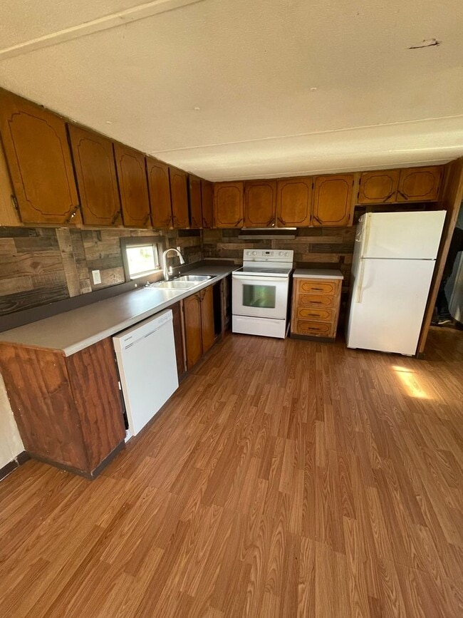 Photo - 3620 Carver Rd