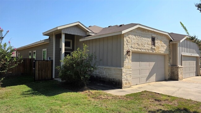 Building Photo - 130 Wickersham
