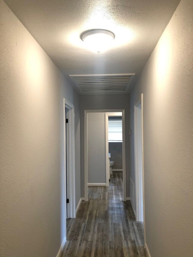 Photo - 503 Willow Ave