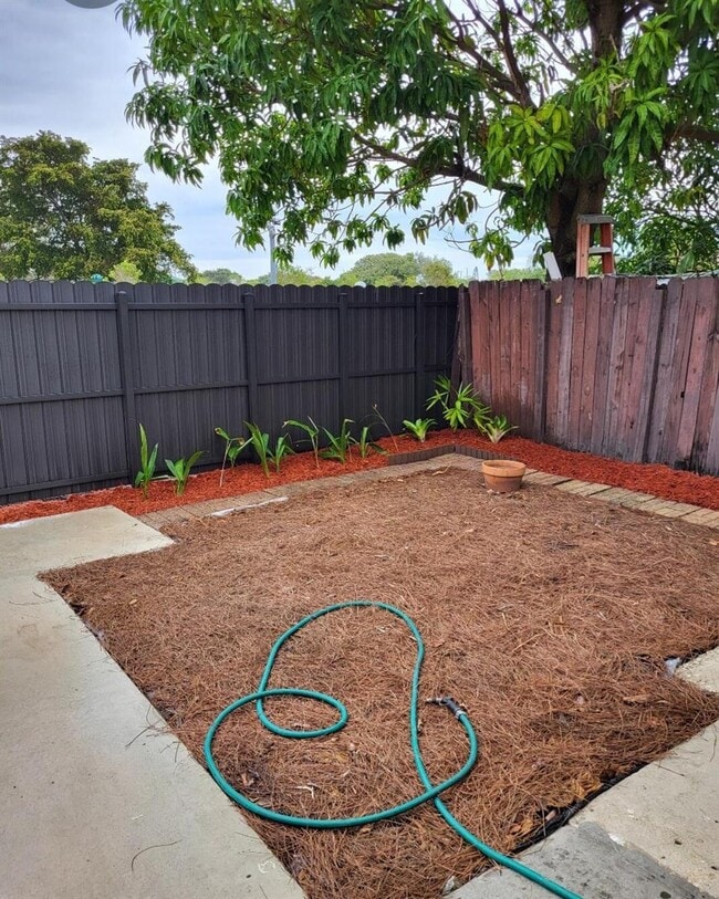 Photo - 19435 NW 53rd Ct