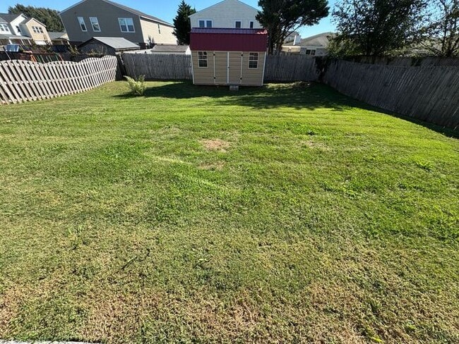 Photo - Over 3,000 square foot with a fenced yard ...
