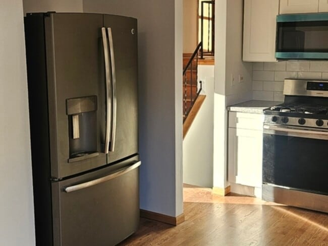 Photo - 1702 Knoll Ave