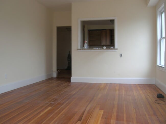 520 Medford St Unit 2