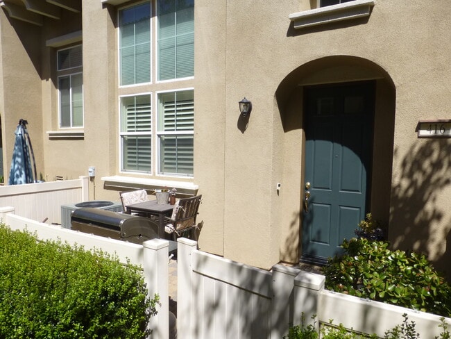 Photo - 416 W Linden Dr Unit Riverbend