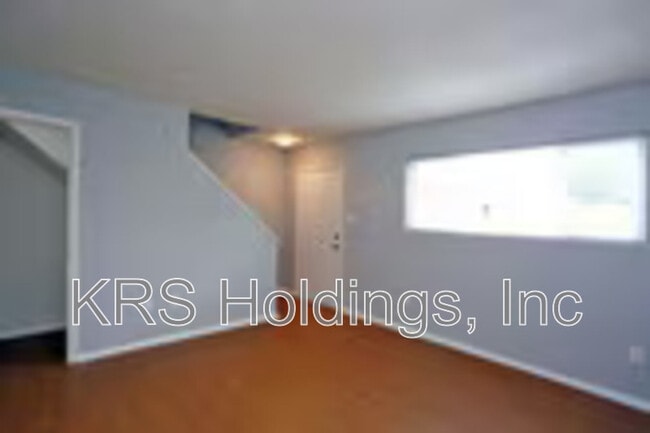 Building Photo - 827 41st St