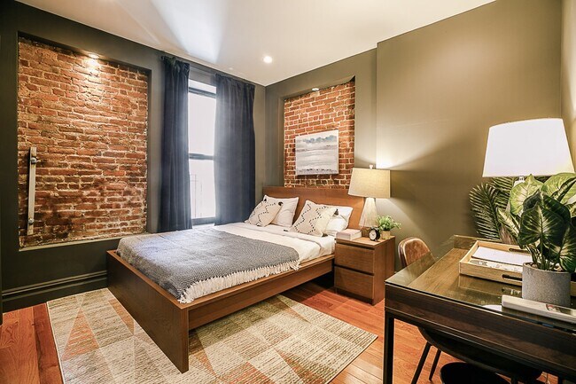 Photo - 240 E 50th St Apartment Unit 5A