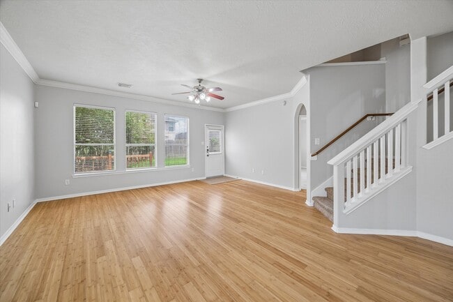 Building Photo - 6218 Lovage Ave