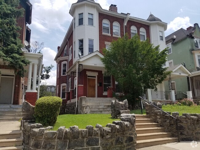 Building Photo - 871 Wynnewood Rd Unit 1st Floor Rental