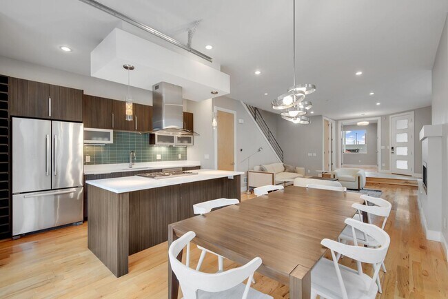 Photo - 3791 Meade St