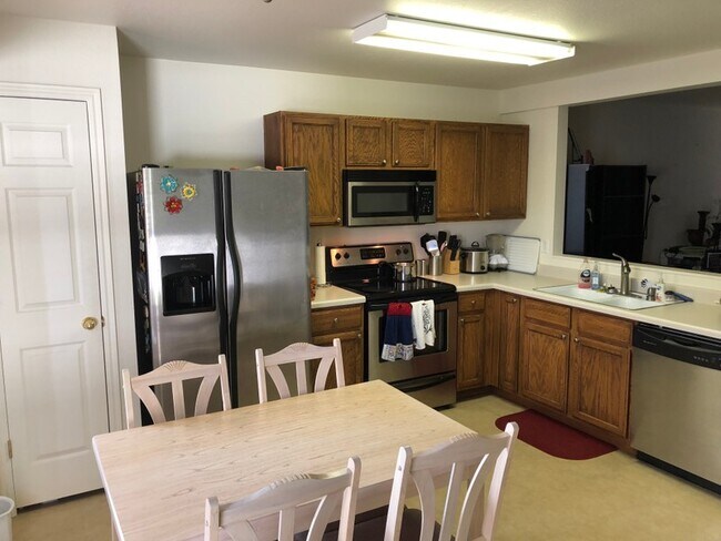 Photo - 164 E 1325 N