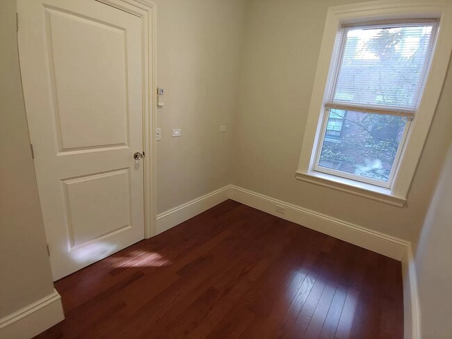 98 Myrtle St Unit B