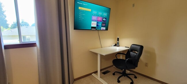 Photo - 19925 Wallingford Ave N