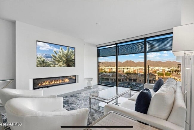 Building Photo - 7180 E Kierland Blvd Unit 616