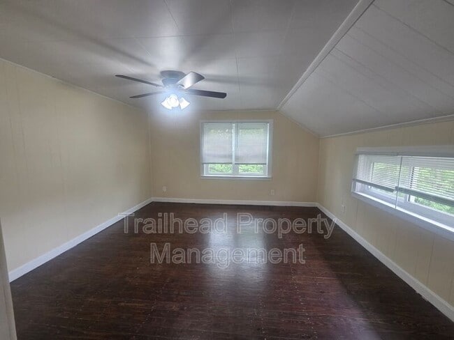 Photo - 3115 S Forest Ave