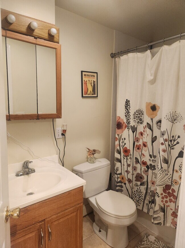 Photo - 20 Magoun St