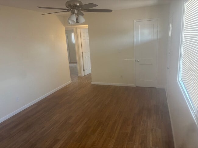 Photo - 2746 W Glenrosa Ave