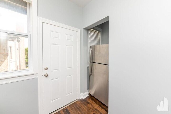 Photo - 2 bedroom in Evanston IL 60202 Unit 943-1