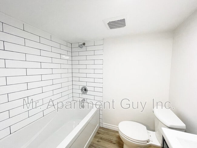 Photo - 40 Shanley St Unit Lower