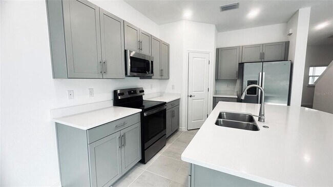 Photo - 8505 Lunar Skye St