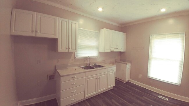 Photo - 621 N Mountain St