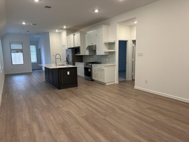 Photo - 27034 Golden Isle Ln