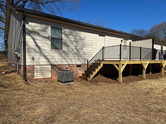 Photo - 156 Lakewood Ave