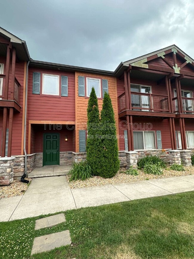 Photo - 777 N 3029th Rd