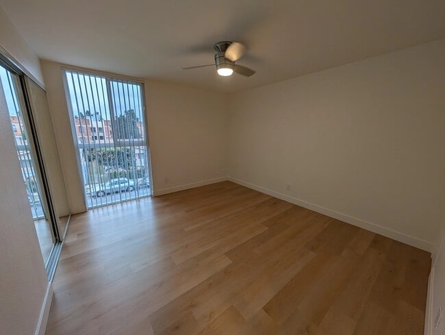 Photo - 3900 1st St Unidad 8